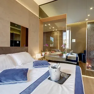 בית הארחה Sun Luxury Pantheon ***